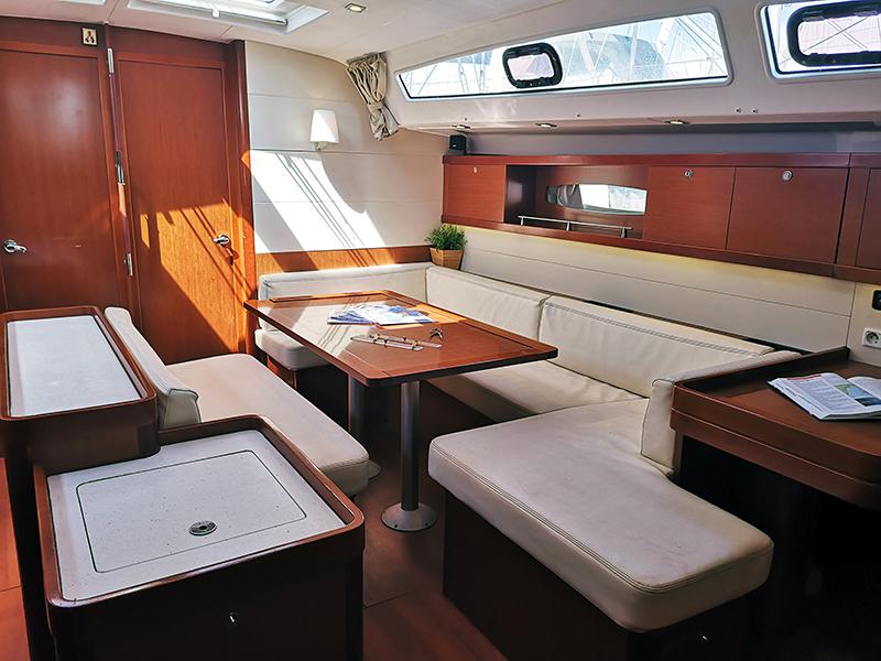 Book yachts online - sailboat - Oceanis 50 - Thano (A/C - Generator - 12 pax) - rent