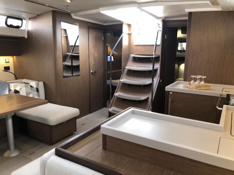 Book yachts online - sailboat - Oceanis 51.1 - Salt Water (A/C - Generator - Inverter - 12 pax) - rent