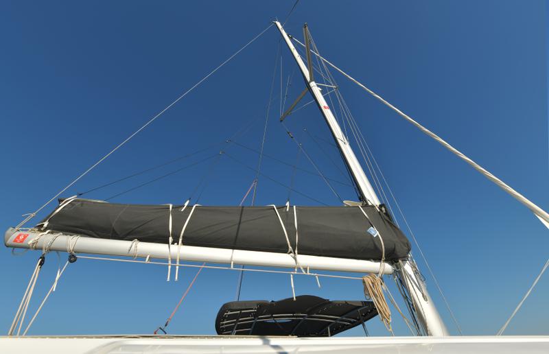 Book yachts online - catamaran - Lagoon 42 - Barchetta III - rent