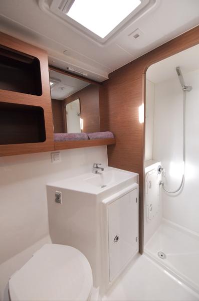 Book yachts online - catamaran - Lagoon 42 - Barchetta III - rent