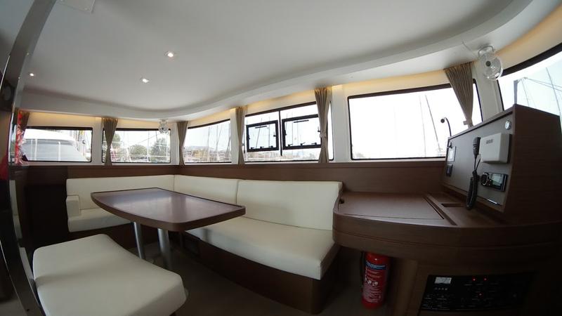 Book yachts online - catamaran - Lagoon 42 - Barchetta III - rent
