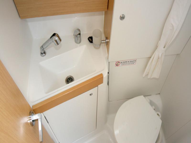 Book yachts online - sailboat - Oceanis 38 - Olli - rent