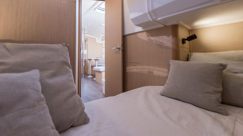 Book yachts online - sailboat - Oceanis 38.1 - Flip - rent