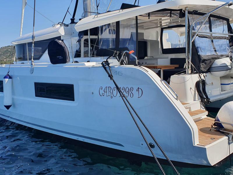Book yachts online - catamaran - Lagoon 46 - Sbronzo - rent