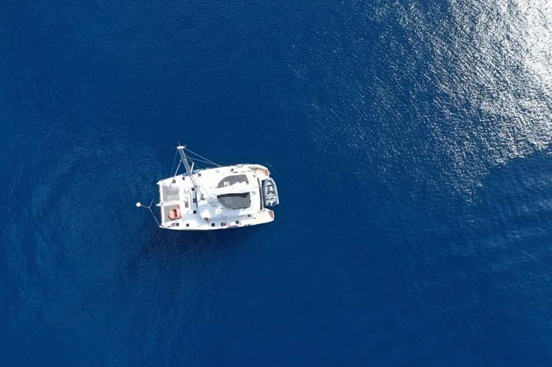 Book yachts online - catamaran - Lagoon 560 S2 - Taipan - rent