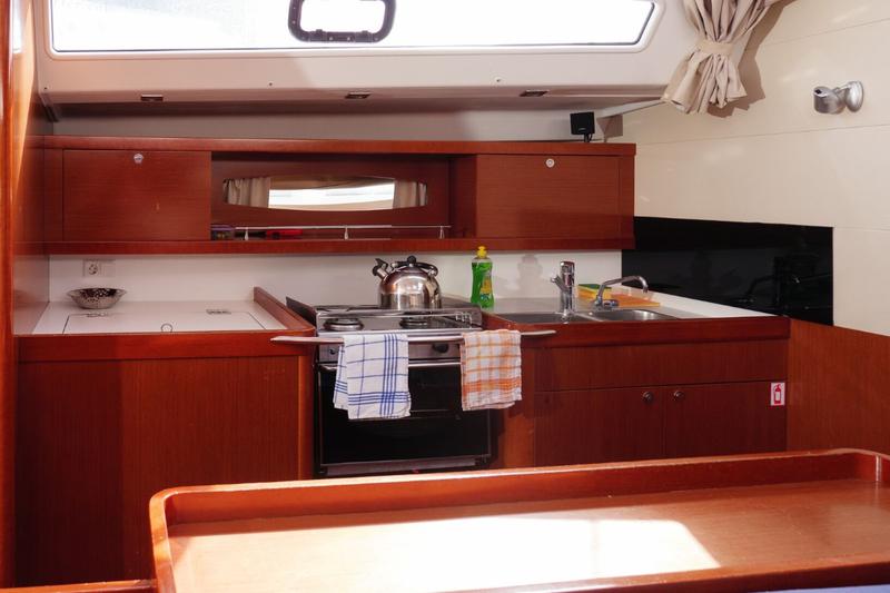 Book yachts online - sailboat - Oceanis 50 Family - GANGES - rent