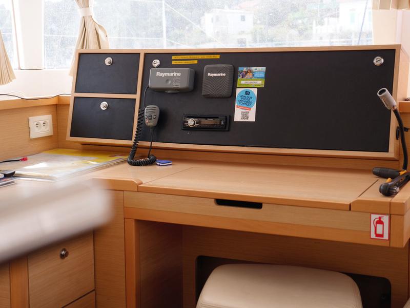 Book yachts online - catamaran - Lagoon 450 - MADAGASCAR - rent