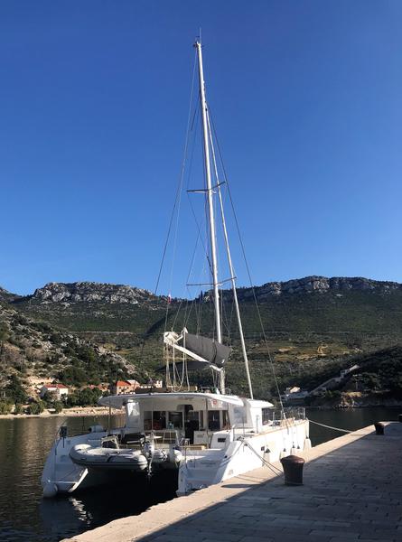 Book yachts online - catamaran - Lagoon 450F - SAMOGON - rent