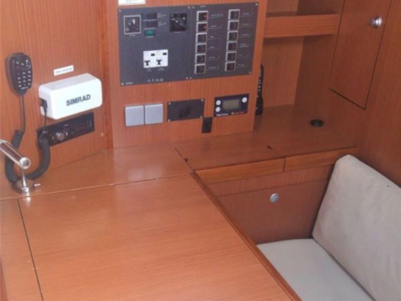 Book yachts online - sailboat - Hanse 495 - Kairos - rent