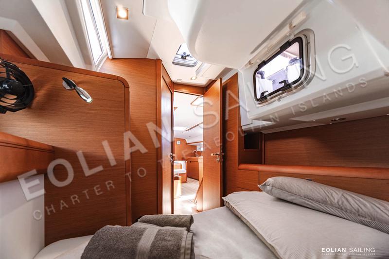 Book yachts online - sailboat - Sun Odyssey 519 - Montecarlo - rent