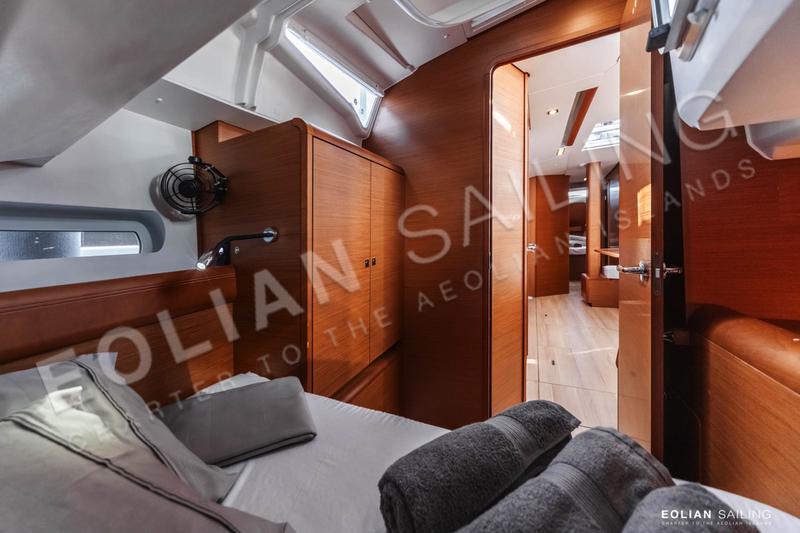 Book yachts online - sailboat - Jeanneau S.O.449 - Nizza - rent