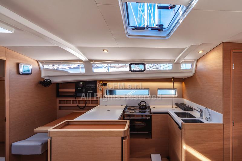 Book yachts online - sailboat - Sun Odyssey 440 - Nantes  - rent