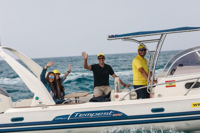 Book yachts online - motorboat - Tempest 900 WA - Smile III - rent