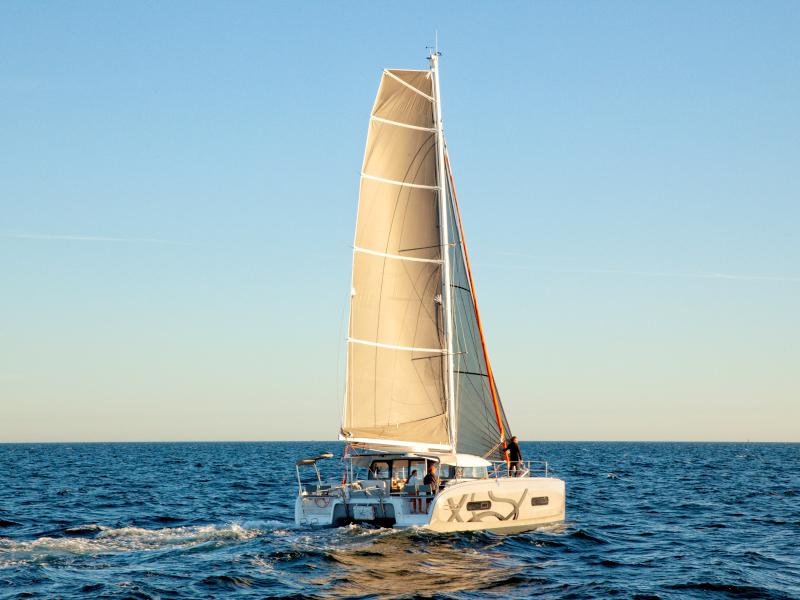 Book yachts online - catamaran - Excess 11 - PANCO - rent