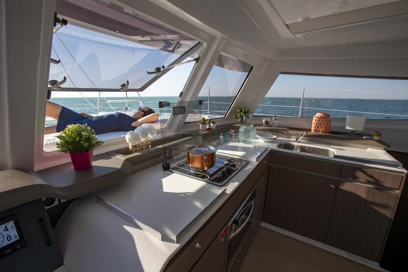 Book yachts online - catamaran - Bali Catspace SOMNIS - Somnis - rent