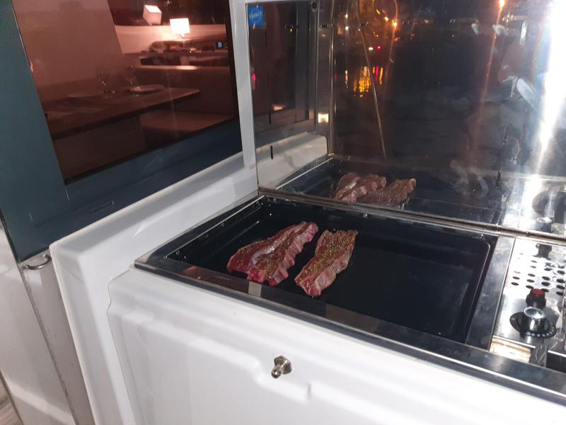 Book yachts online - catamaran - Bali Catspace Makani I - Makani I - rent