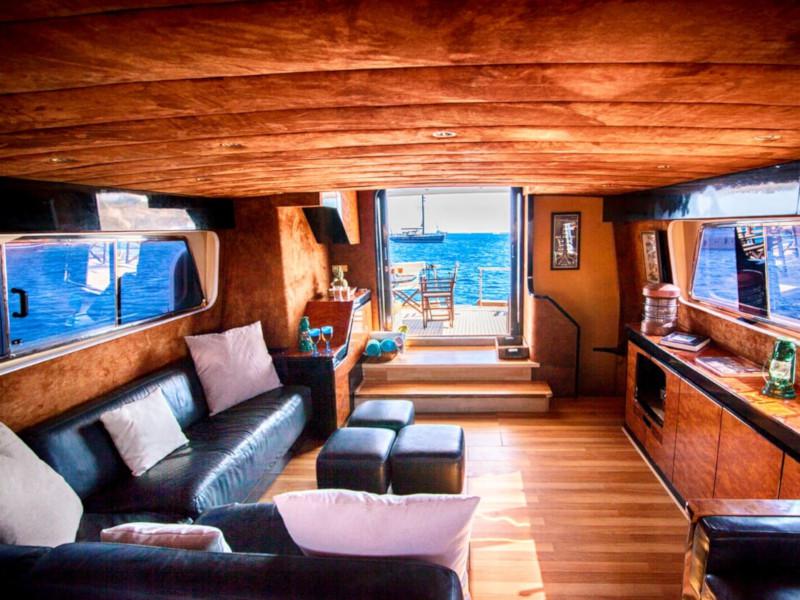 Book yachts online - motorboat - Maiora Fly 58ft - Afroditi - rent