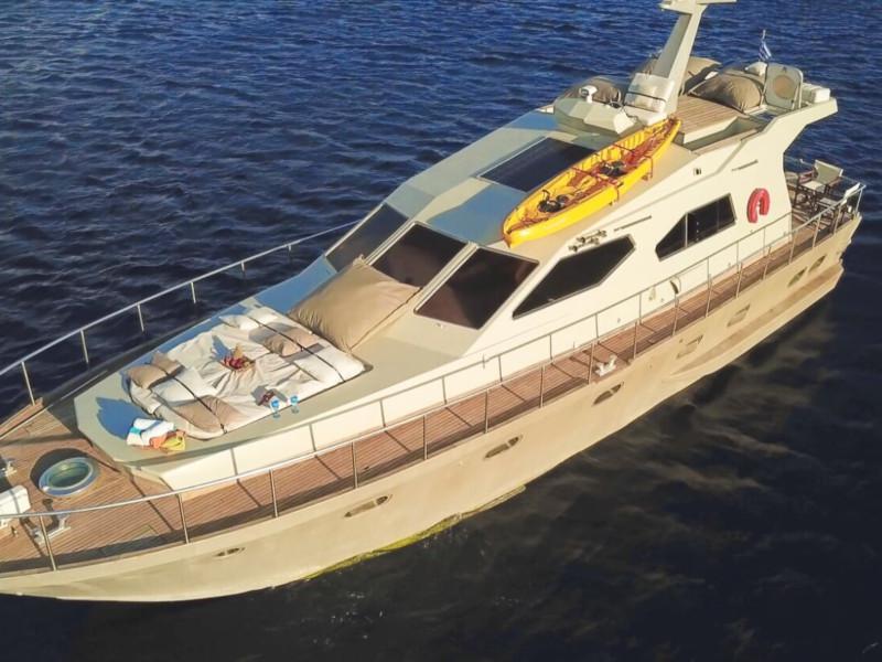 Book yachts online - motorboat - Maiora Fly 58ft - Afroditi - rent