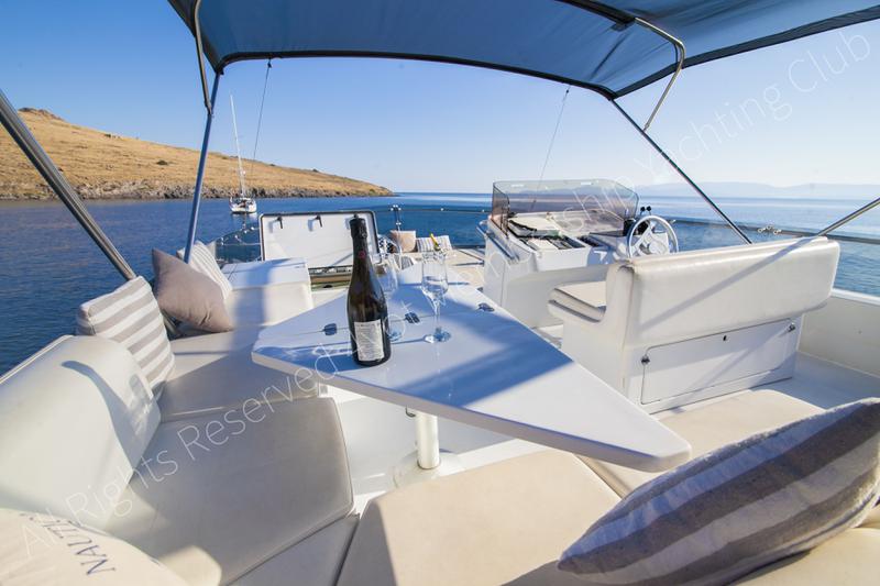 Book yachts online - motorboat - Ferretti 58/64ft - Alter Ego II - rent