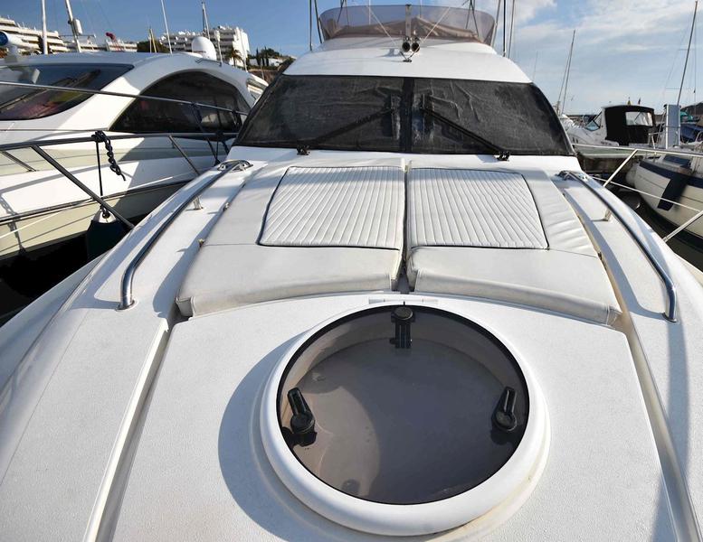 Book yachts online - motorboat - Fairline Phantom 40ft - Alter Ego IV - rent