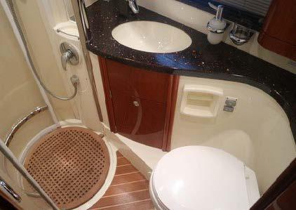 Book yachts online - motorboat - Fairline Phantom 40ft - Alter Ego IV - rent