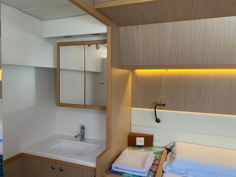 Book yachts online - catamaran - Lagoon 52 - Denilos - rent