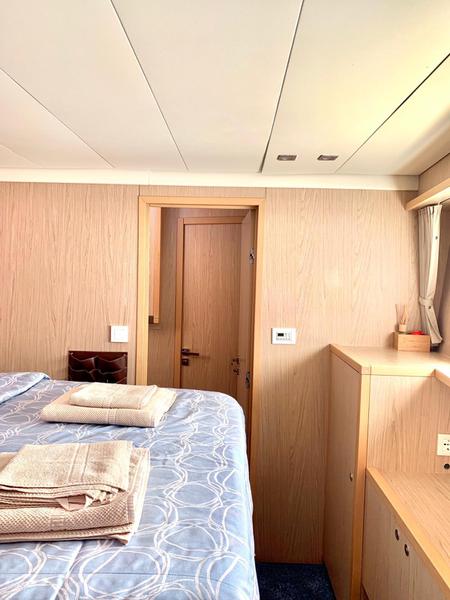 Book yachts online - catamaran - Lagoon 52 - Denilos - rent