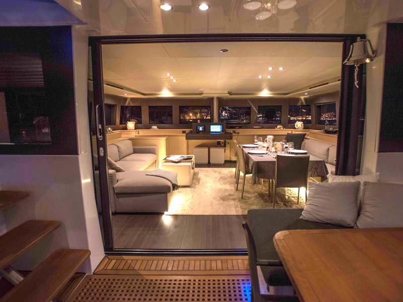 Book yachts online - catamaran - Lagoon 620 Essence - Soleanis II - rent