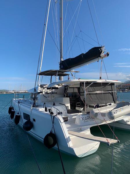 Book yachts online - catamaran - Lagoon 42 - KARMA (A/C, Gen, Watermaker) - rent