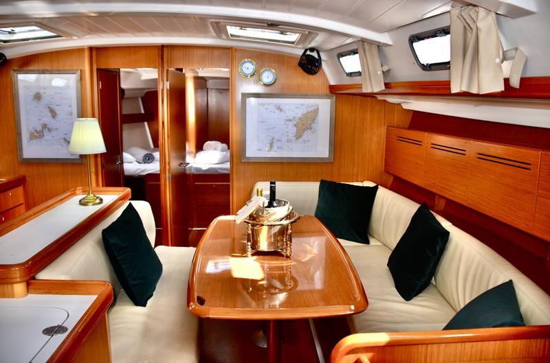 Book yachts online - sailboat - Cyclades 50.5 - Antibes / Refit 2020 - rent