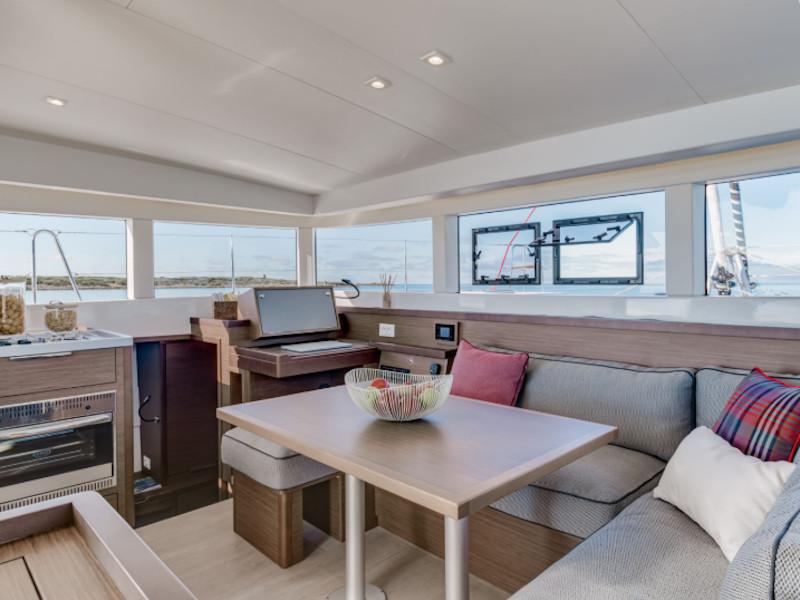 Book yachts online - catamaran - Lagoon 40 - Nereo - rent