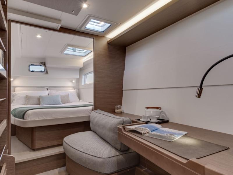 Book yachts online - catamaran - Lagoon 40 - Nereo - rent