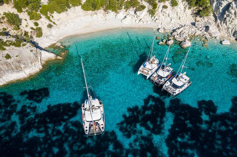 Book yachts online - catamaran - Lagoon 50 - Magnum Opus - BRAND new 2022 - rent