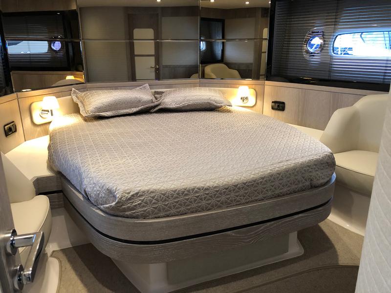 Book yachts online - motorboat - Azimut Magellano 53 - MAGELLANO - rent