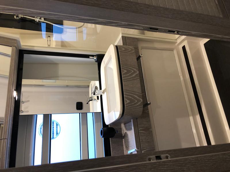 Book yachts online - motorboat - Azimut Magellano 53 - MAGELLANO - rent