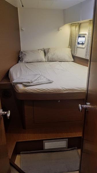 Book yachts online - catamaran - Lagoon 42 - AKTIS (air condition, generator, watermaker)   _Skippered Only_ - rent