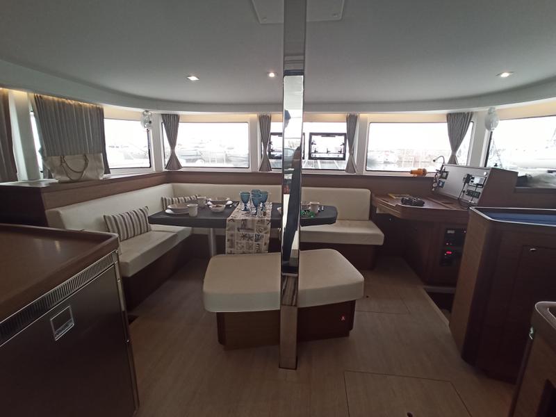 Book yachts online - catamaran - Lagoon 42 - AKTIS (air condition, generator, watermaker)   _Skippered Only_ - rent