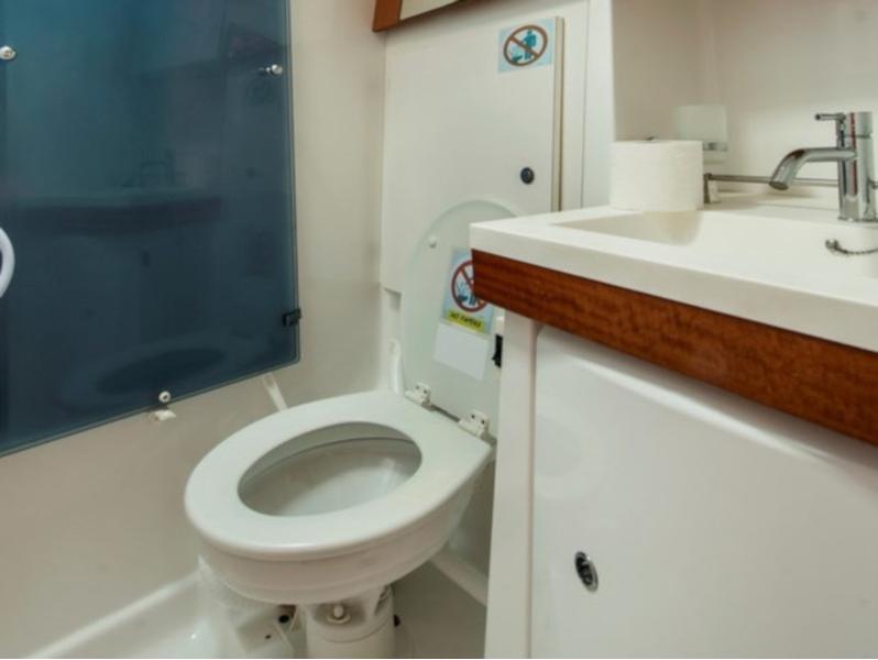 Book yachts online - sailboat - Oceanis 54 - SIRENA De ORO (air condition, generator) - rent