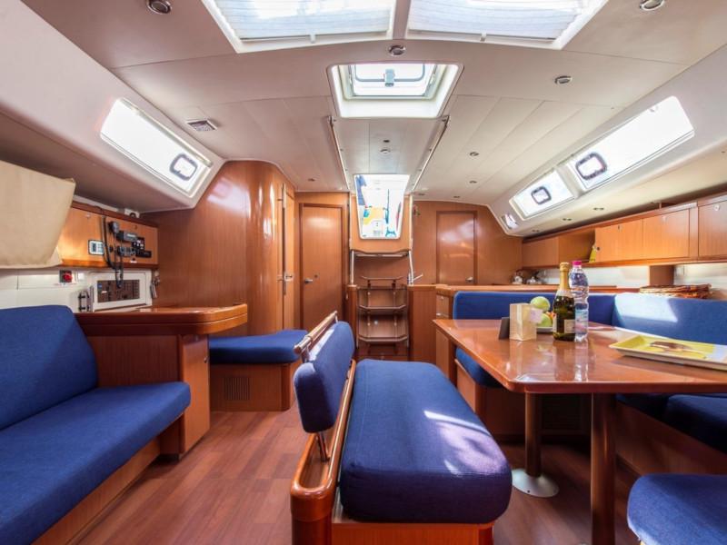 Book yachts online - sailboat - Oceanis 54 - SIRENA De ORO (air condition, generator) - rent