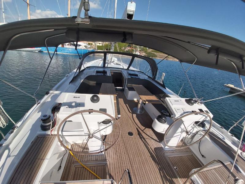 Book yachts online - sailboat - Hanse 548 - Ellora - rent