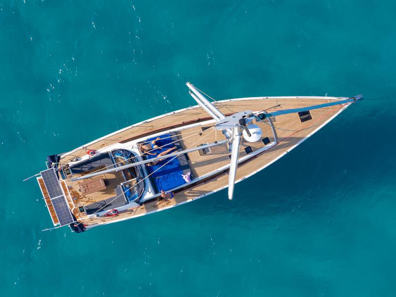 Book yachts online - sailboat - D&amp;D Kufner 54 - Hydra - rent