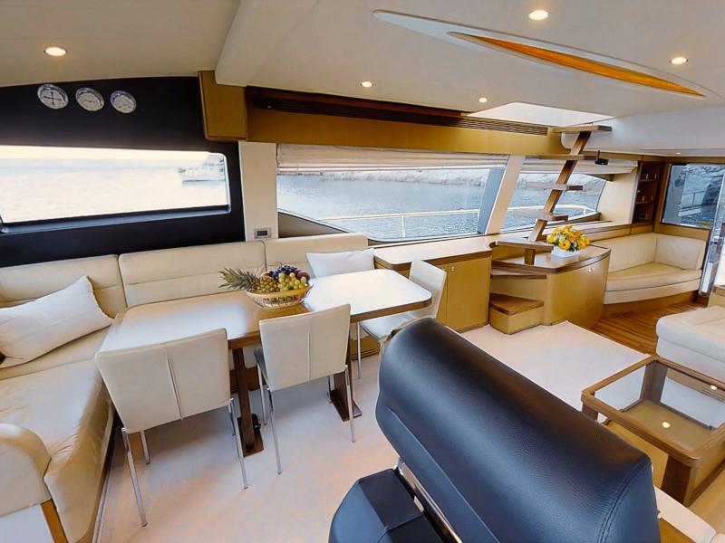 Book yachts online - motorboat - Ferretti 630 - AMY - rent