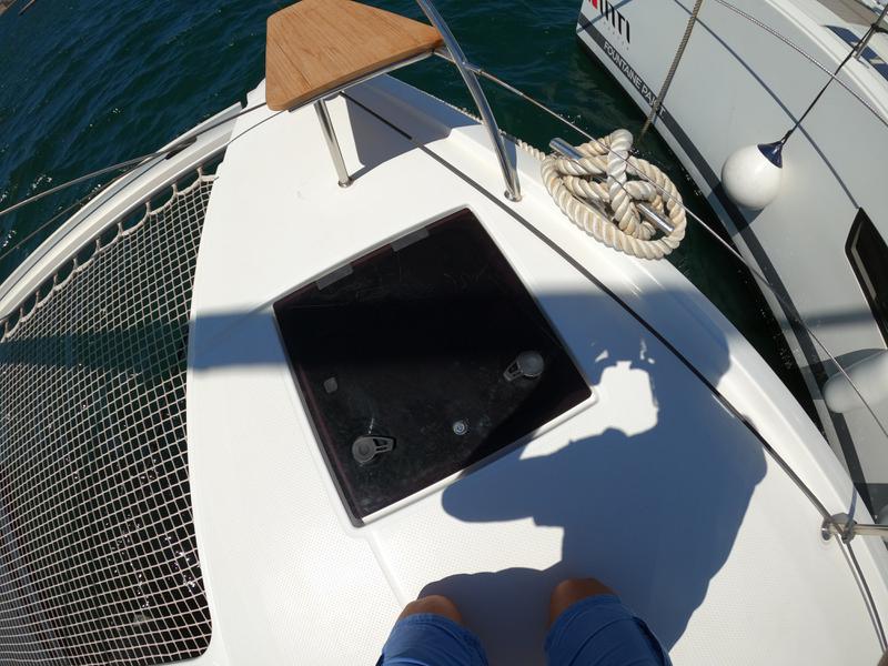 Book yachts online - catamaran - Fountaine Pajot Astréa 42 - Astrea (watermaker+generator) - rent