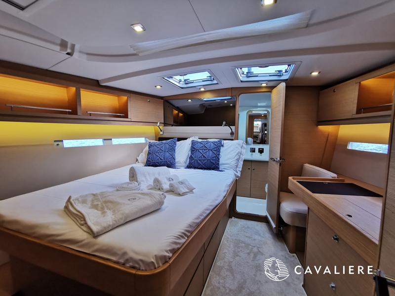 Book yachts online - sailboat - Dufour 56 Exclusive - Cavaliere CAST(Ac+Gen+Wm+Bbq) - rent