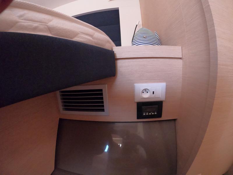 Book yachts online - catamaran - Fountaine Pajot Saona 47 - Saona (Ac in all cabins+Wm+Gen+Bbq) - rent