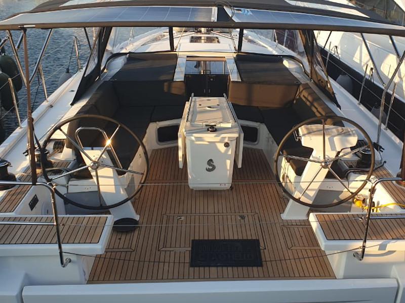 Book yachts online - sailboat - Oceanis 51.1 - NIREAS (4 + 1 cab.) (generator, air condition) - rent