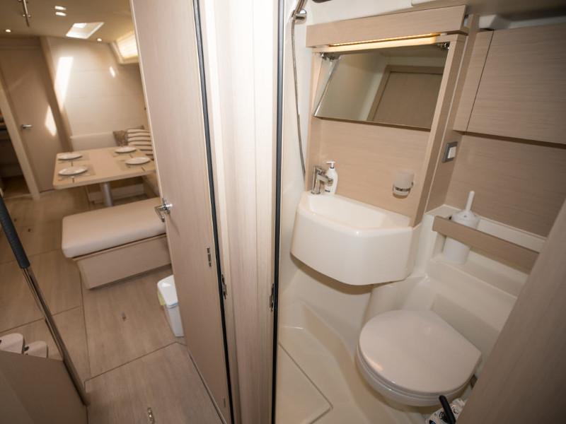 Book yachts online - sailboat - Oceanis 51.1 - NIREAS (4 + 1 cab.) (generator, air condition) - rent