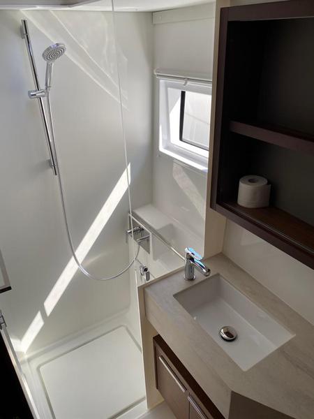 Book yachts online - catamaran - Lagoon 46 - WHITE PEARL (generator, air condition, water maker) *Skippered only* - rent