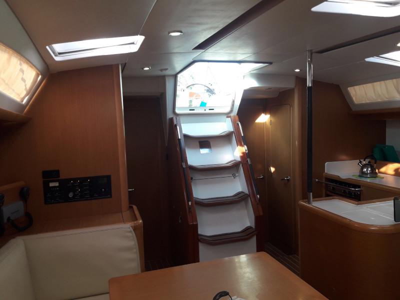 Book yachts online - sailboat - Jeanneau 53 - Sapfo - rent