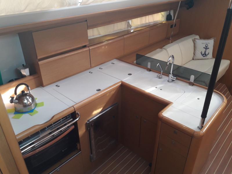 Book yachts online - sailboat - Jeanneau 53 - Sapfo - rent